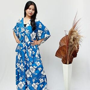 0111/ Blue Hibiscus Flower pattern Kaftan